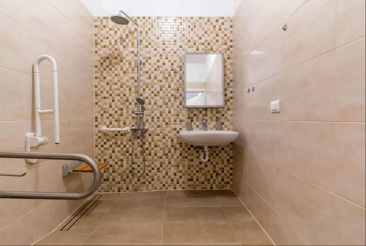 Apartments Hana Пула Екстер'єр фото
